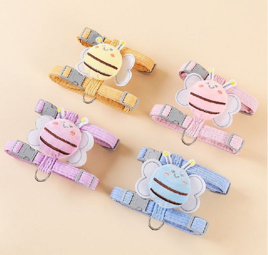 FieryFur Small Cat Harness Wing-Shaped Decorative Walking Vest & Leash Set – Adjustable Anti-Slip Design for Cats & Small Dogs