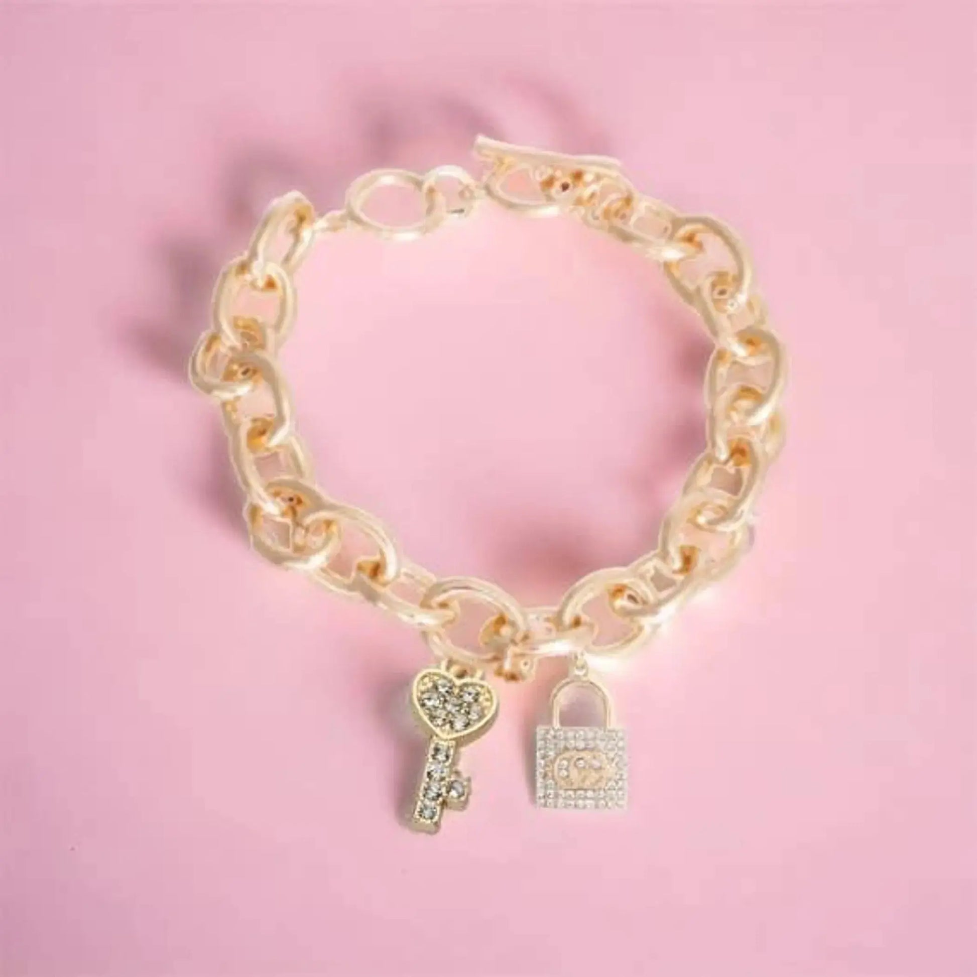 Lock and Key Gucchewi Charm Dog Collar Necklace – Rhinestone Key Pet Necklace Bark Fifth Avenue