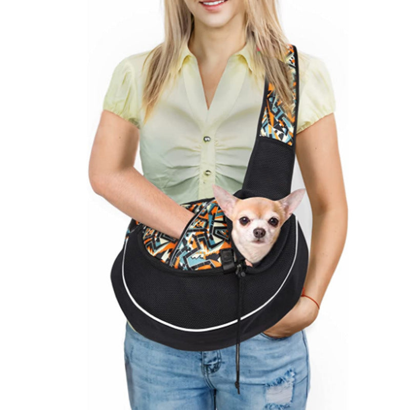 Portable Pet Carrying Bag – Outdoor Crossbody for Dogs & Cats