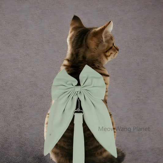 FieryFur Elegant Bowknot Pet Harness & Leash Set – Adjustable Half-Vest Design for Cats & Small Dogs